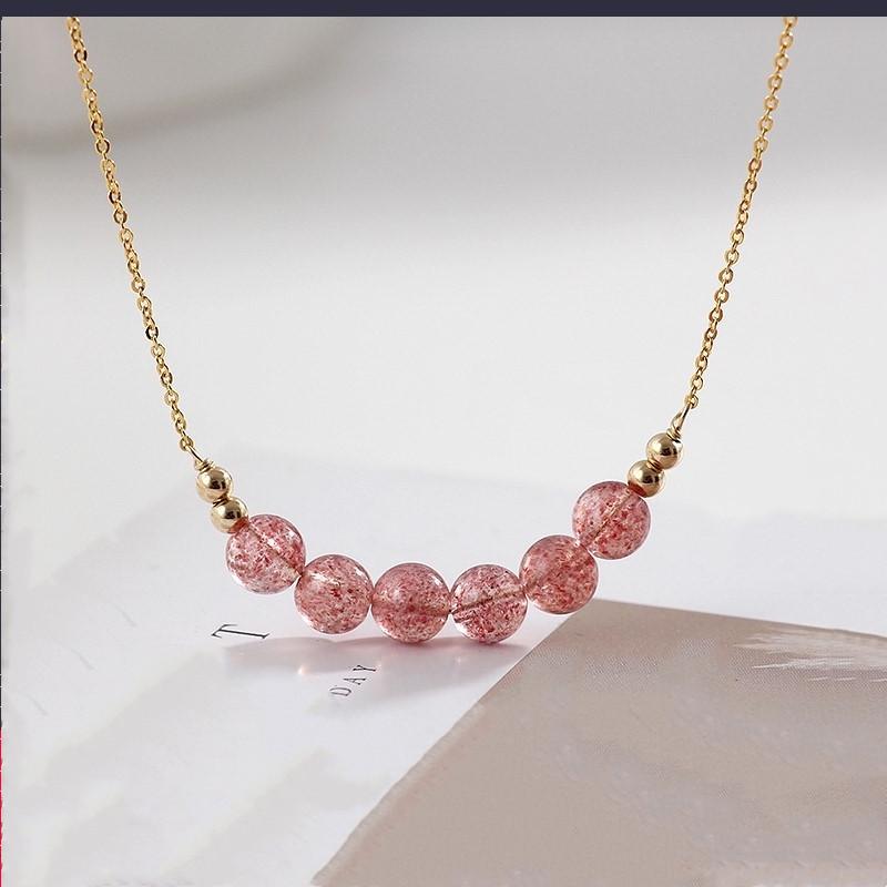 

Natural Strawberry Crystal Necklace for Women, Creative Design for Students and Internet Celebrities, Collarbone Chain for Girls S9Simple silver Clavicle Chain