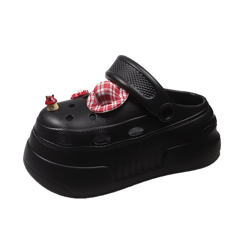 Super thick-soled hole shoes for women's summer wear 2025 new cute seaside non-slip beach bag head sandals for women