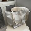 2024 New Retro Fashion Underarm Large Capacity Bag Women's Trendy Commuting Tote Bag Color Block Stitching Shoulder Bag