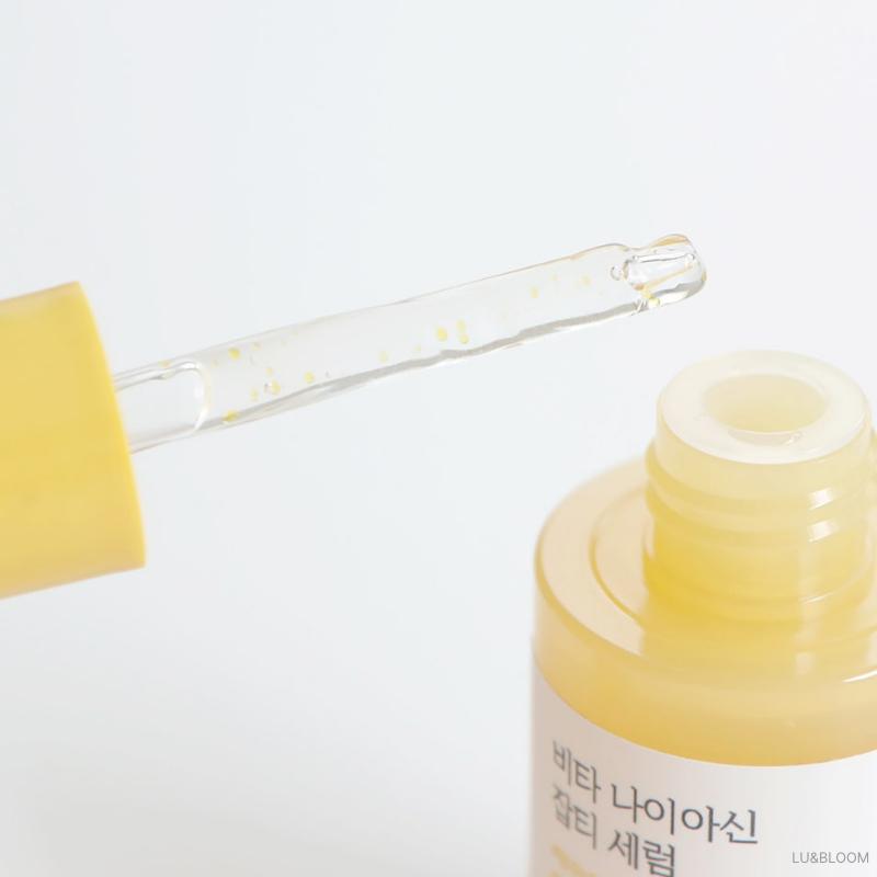 ROUND LAB Vita Niacinamide Blemish Serum 30ml (+Free gift)