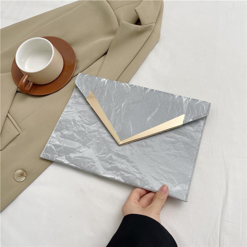 Трендовая летняя повседневная стильная минималистичная сумка-конверт, маленькая квадратная, для женщин, черная, розовая, зеленая, синяя, белая, серебристая серебряный