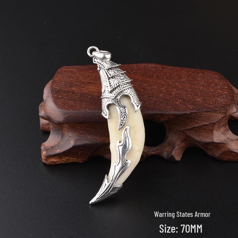 Wolf Fang Pendant: Domineering Amulet & Gift for Men & Women