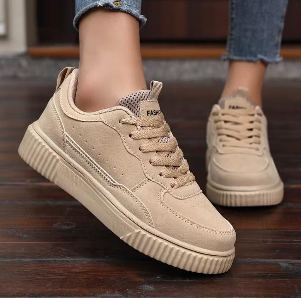 2025 Trendy Unisex Plus Size Thick Sole Leather Board Shoes - Versatile Campus Sports Style Casual Footwear