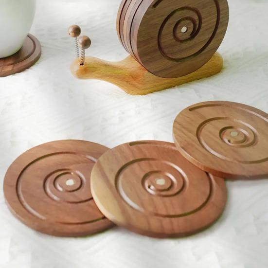 Holzuntersetzer Schnecken-Set 6 Untersetzer mit Schneckenhalter Holz Hitzebeständige Getränkeuntersetzer für Zuhause Büro Tischdekoration