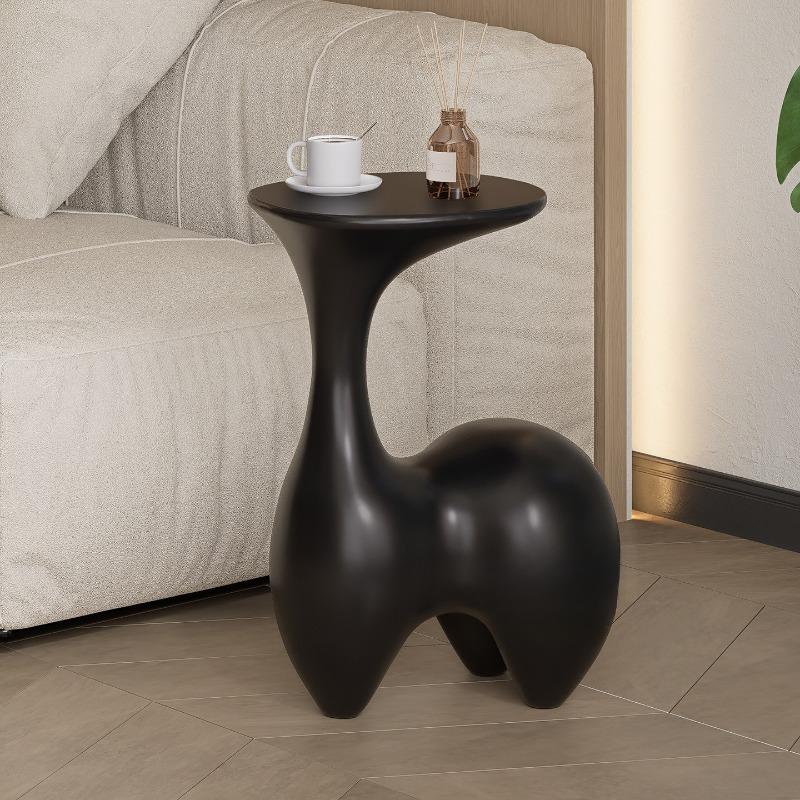 Rabbit Side Table Modern Cute Bedside Tables Multifunctional Living Room Coffee Table Minimalist Interior Luxury Tea Tables