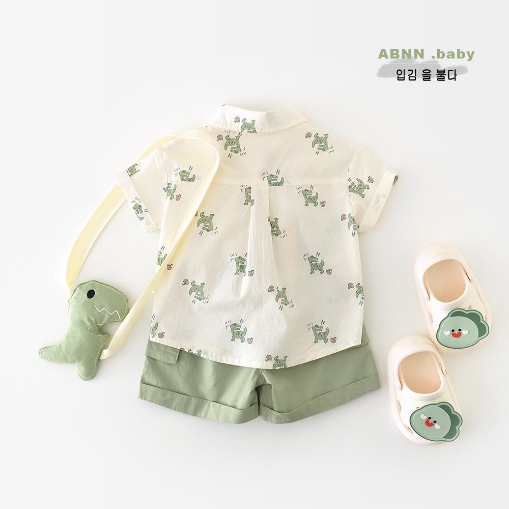 Summer boys cartoon short-sleeved two-piece set, baby and toddler full-printed little dinosaur set, free strap doll.
