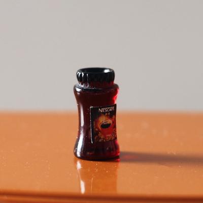 4 Stück 1:12 Puppenhaus Miniatur Kaffeekanne Brotaufstrich Fruchtsauce Marmelade Lebensmittelmodell Küchen Dekoration Spielzeug Puppenhaus Zubehör