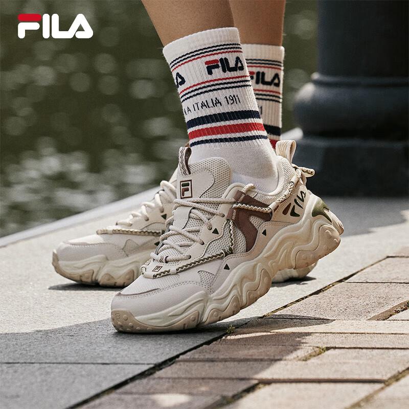 FILA Women s Cat Claw 5 Retro Dad Shoes US 7