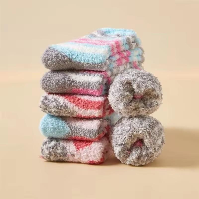 2/6 Pair Autumn Winter Coral Velvet Socks Sweet Cute Colorful Striped Love Heart Thick Keep Warm Socks Lovely Home Floor Sleep Socks