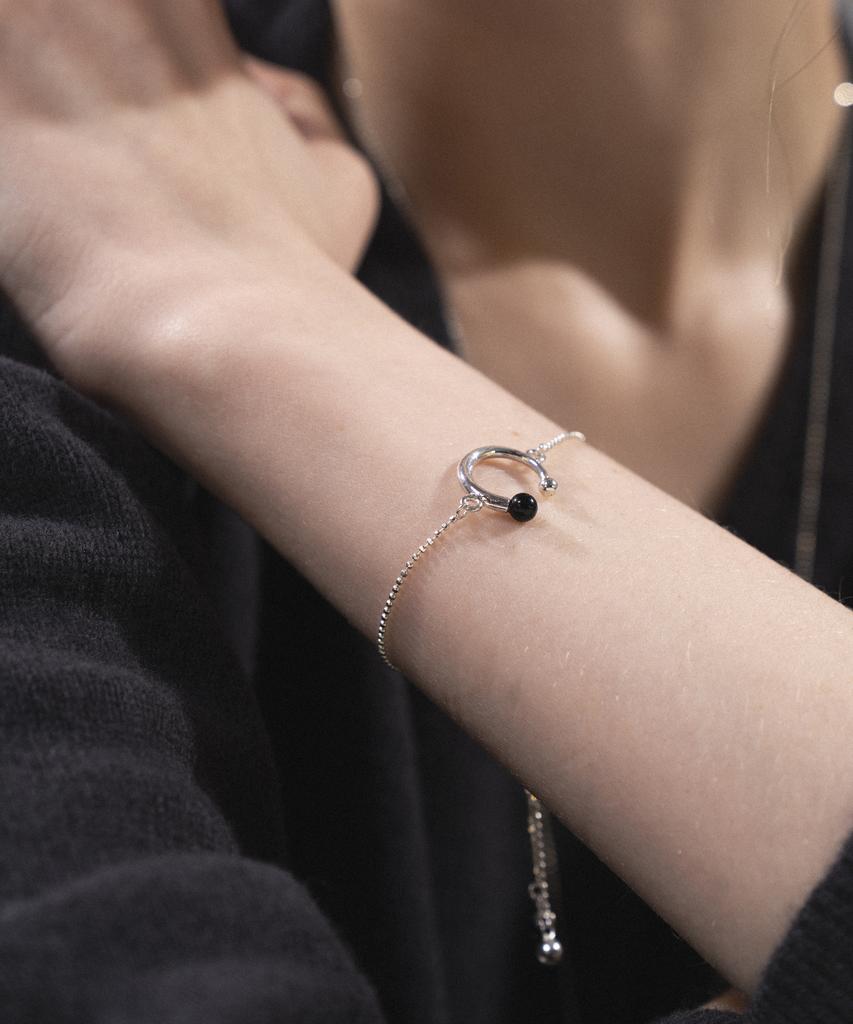 Jnui Orbit Balance Bracelet Silver