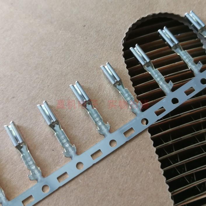 10PIN Plug for Lexus Mark Levinson Amplifier (Model: 20260401)