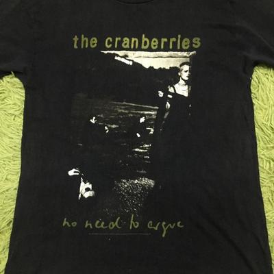 HOT Reprinted  90s The Cranberries Tour 95 T-shirt Unisex T-Shirt