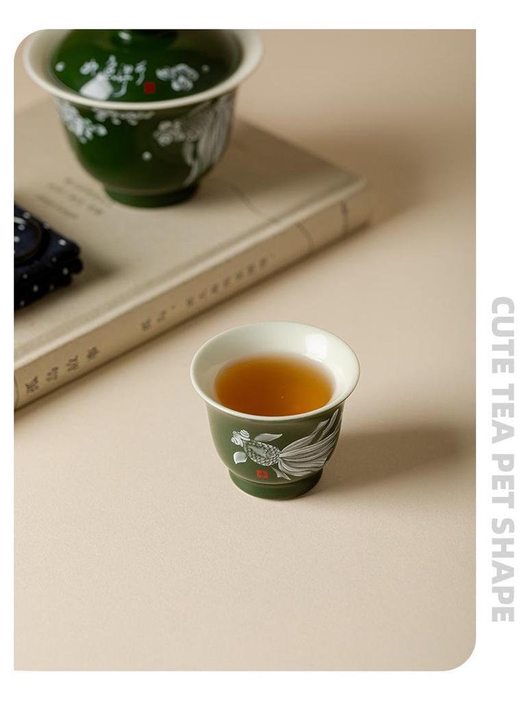Like Fish in Water: Mòyú Glazed Ceramic Kung Fu Tea Tasting Cup