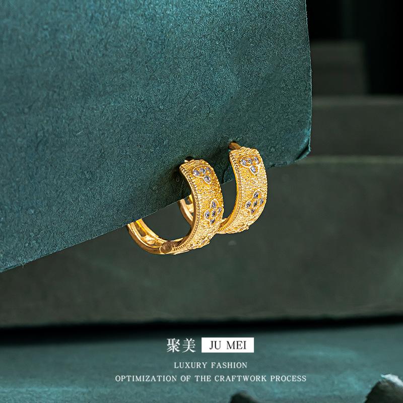 Luxury 24K 9999 Pure Gold Real Gold Gold Shop with Buchelati Lucky Grass Ear Buckle Ladies Temperament All-match Ear Buckle