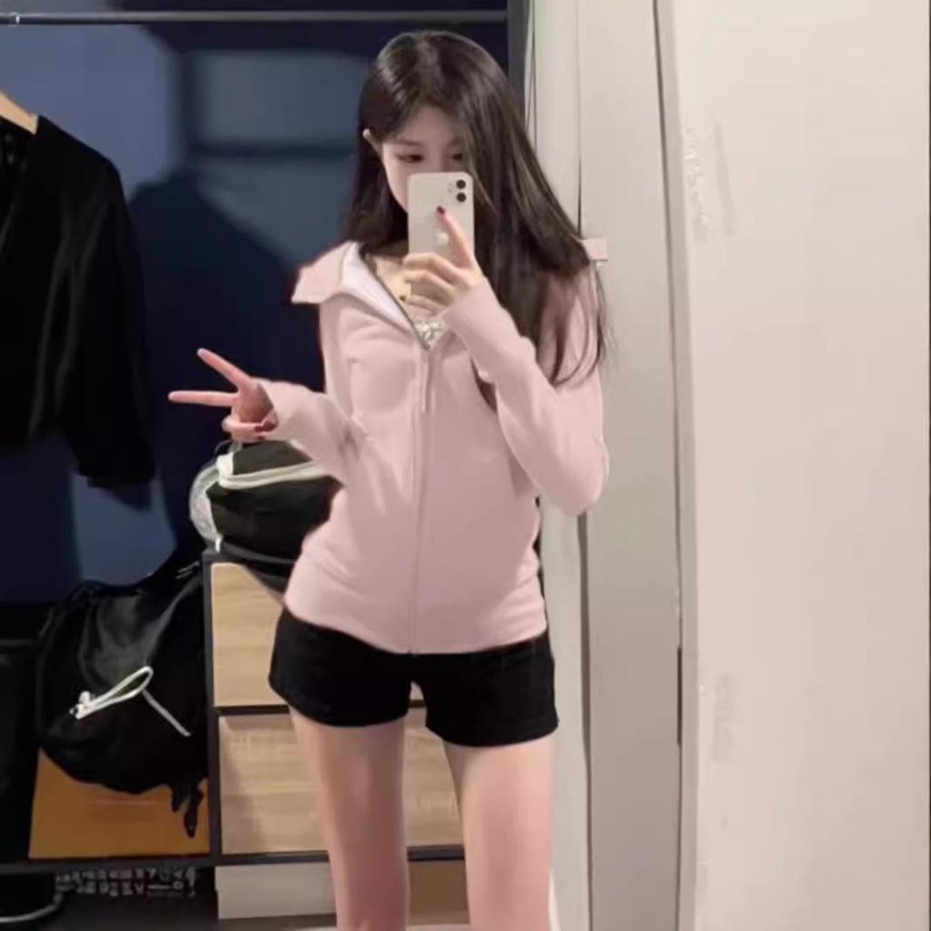 Dámská růžová bunda a svetr slim fit pro jaro a začátek podzimu 2024