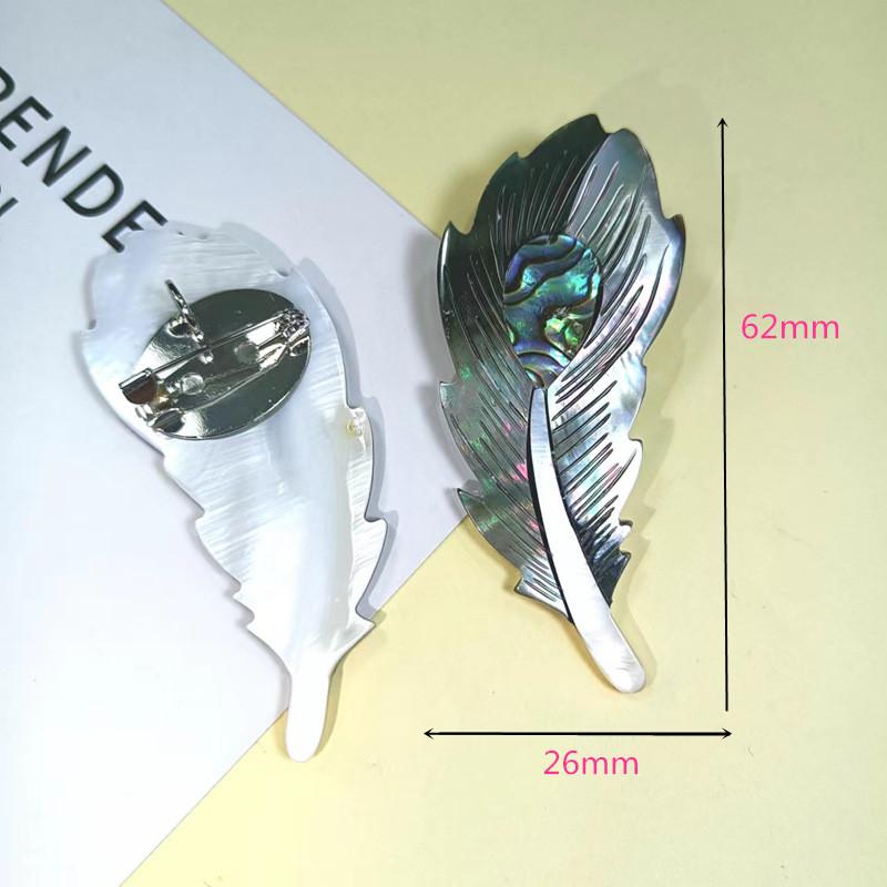 Shell Geometric Brooch With Inlay For Fashion Casual And Gift Giving