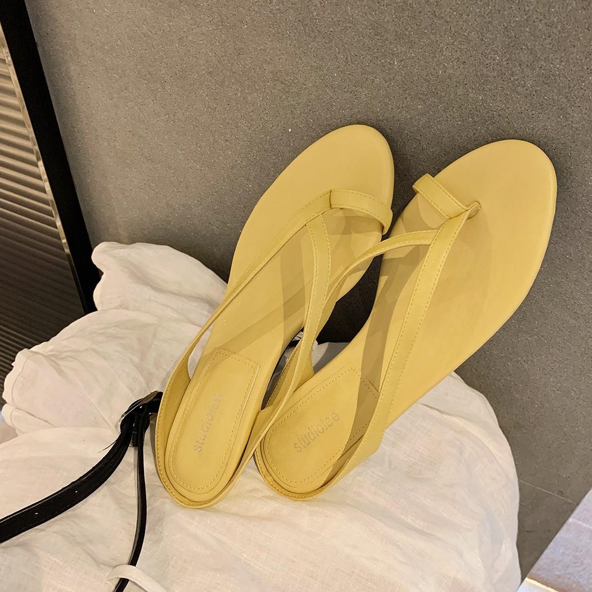 

Виноградная мама лето новый простой тонкий ремешок острый круглый носок закрытый носок толстый каблук универсальная верхняя одежда прохладные тапочки женские летние 35