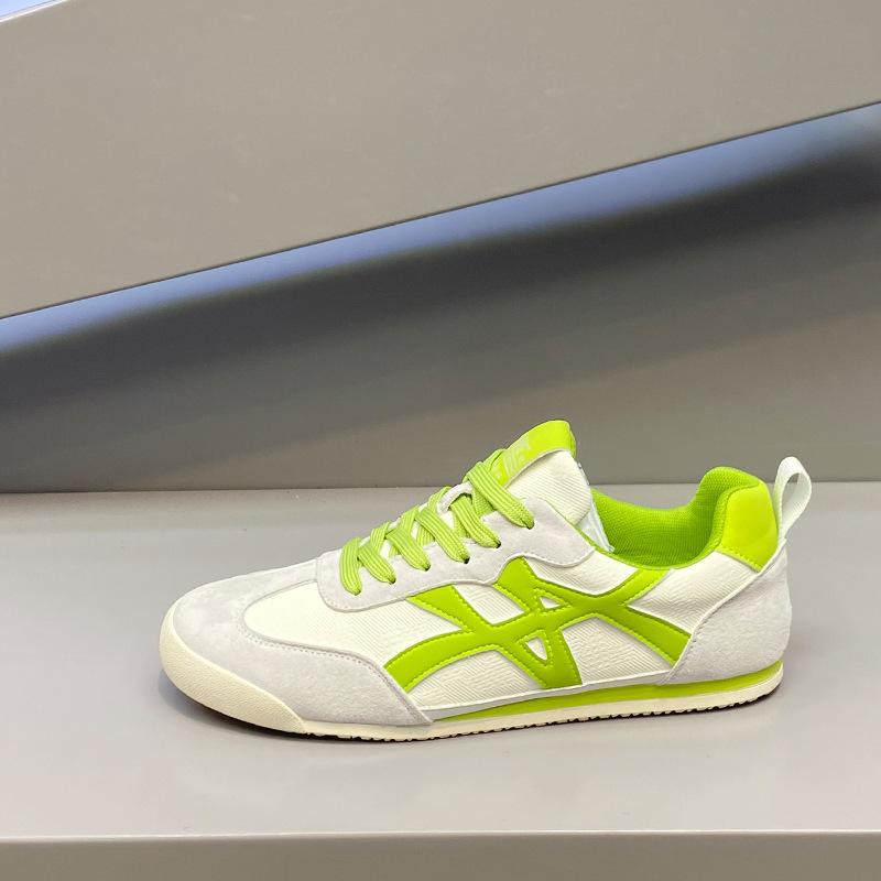 Autumn Soft-soled Low-top Board Shoes Leather Cloth Fight Breathable Lace-up Casual Shoes Tide Aj