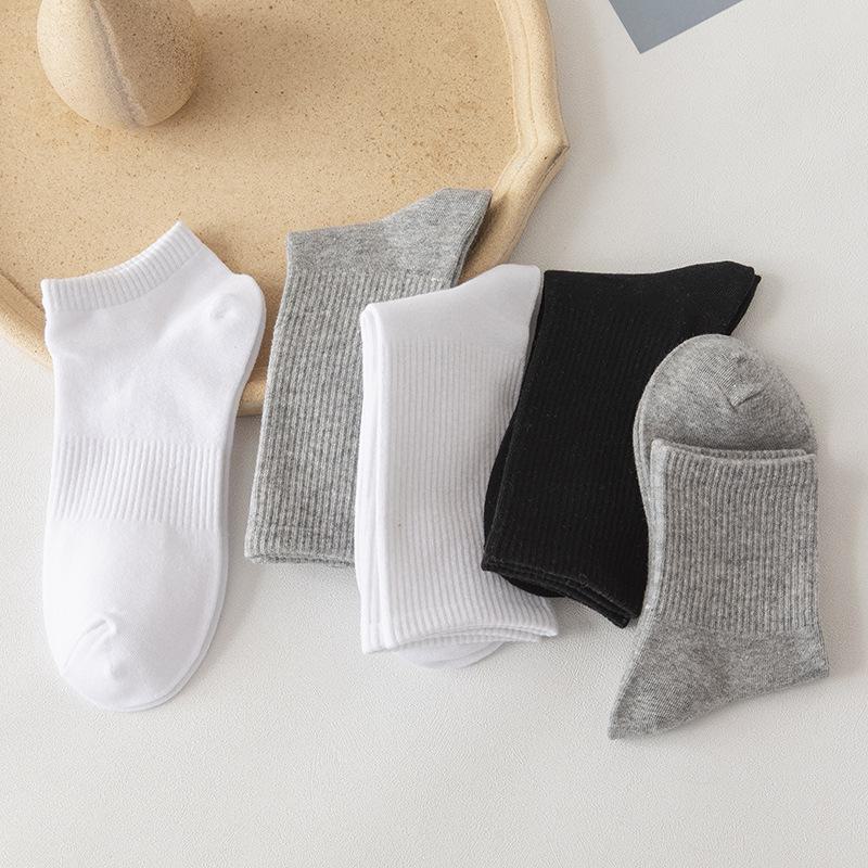Unisex weiße Baumwollsocken - Mittellang, Lang & Kurz für Frühling, Sommer und Herbst