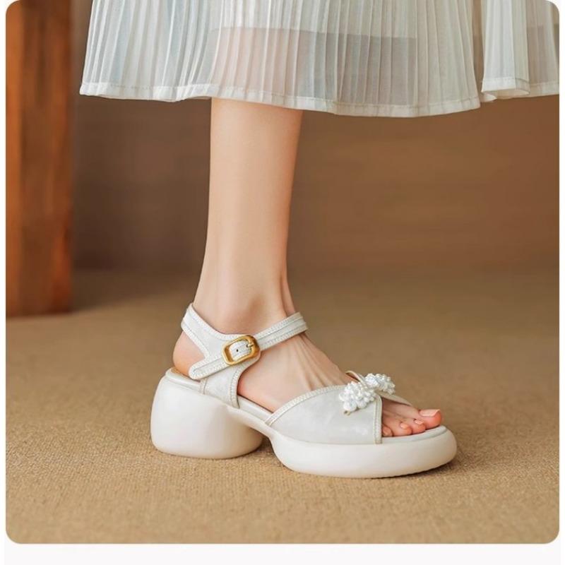 Sandales Femme Mode Luxe Rétro Luxe Léger Petites et Populaires Style Français 2024 Été Nouveauté Chaussures pour Femmes Sandales Mode pour Extérieur