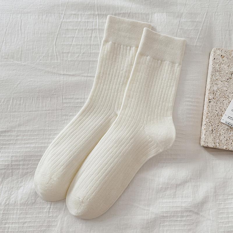 Women's Combed Cotton Mid-Calf Socks: Versatile Boneless Scrunch Style for Autumn/Winter