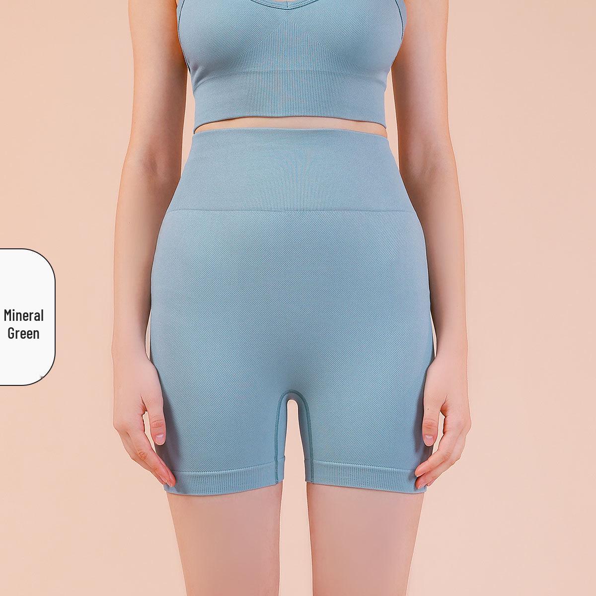 

Европейские и американские шорты для йоги и спорта с эффектом подтяжки бедер: Однотонный, Облегающий крой, Идеально подходит для бега и тренировок L (135-150 lbs)