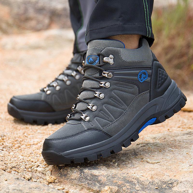 Autumn and Winter Outdoor Hiking Shoes Sports Waterproof High-top Hiking Shoes Extra Large Size 47 Men's Shoes