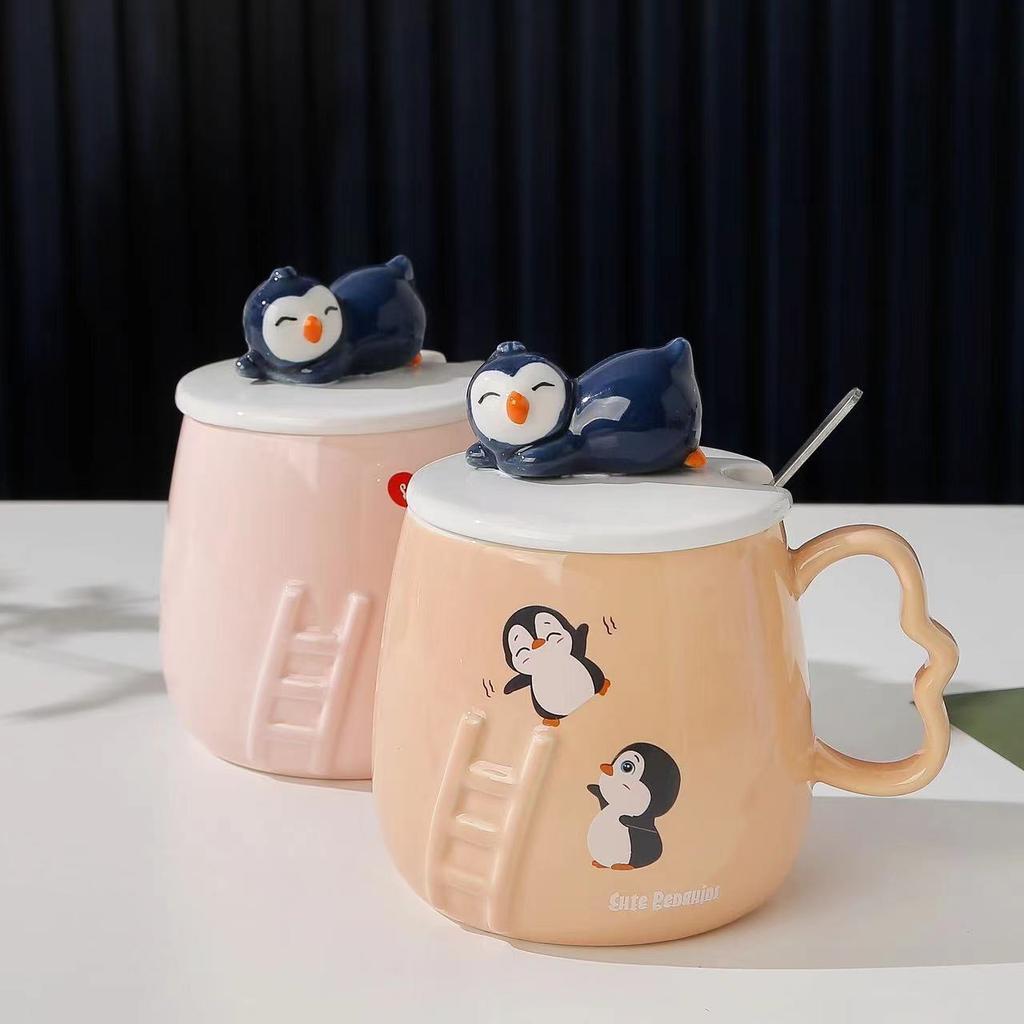 Ceramic Cup with Lid Creative Cartoon Three Dimensional Relief Penguin Mug  Office Home  Student Gift and Souvenir