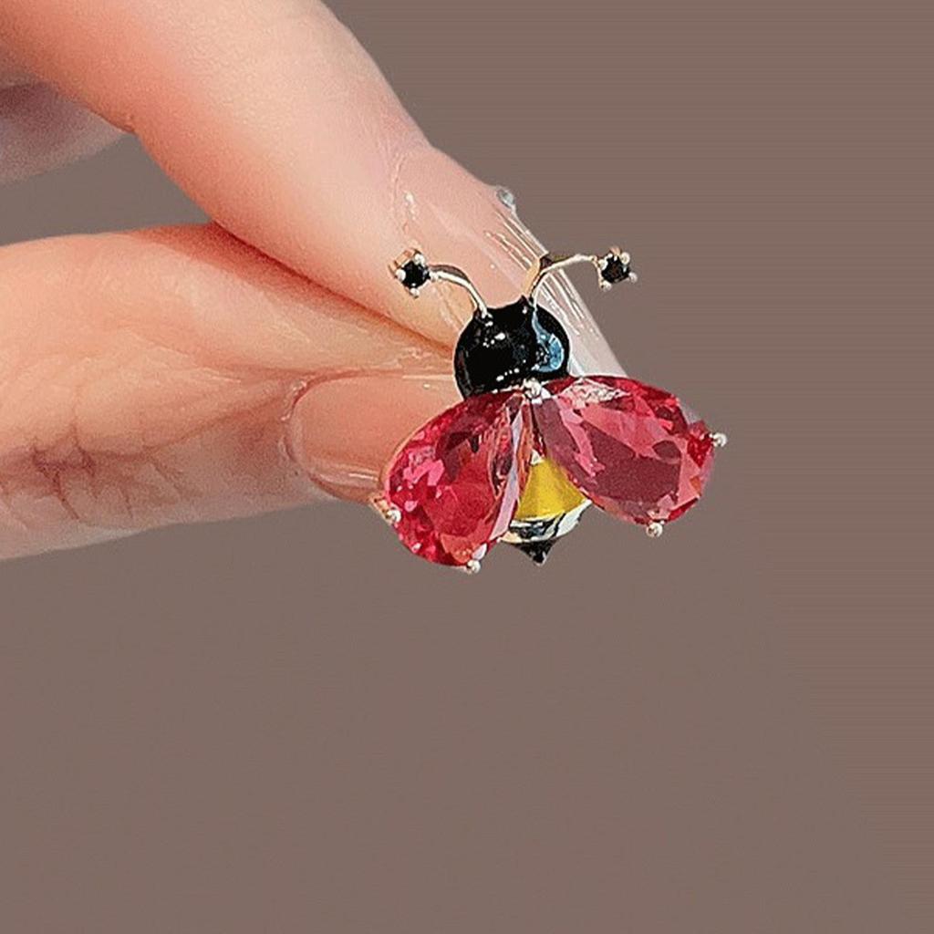 Brooch Girl Cute Crystal Bee Chest Flower Pin Suit Neck Needle Accessory