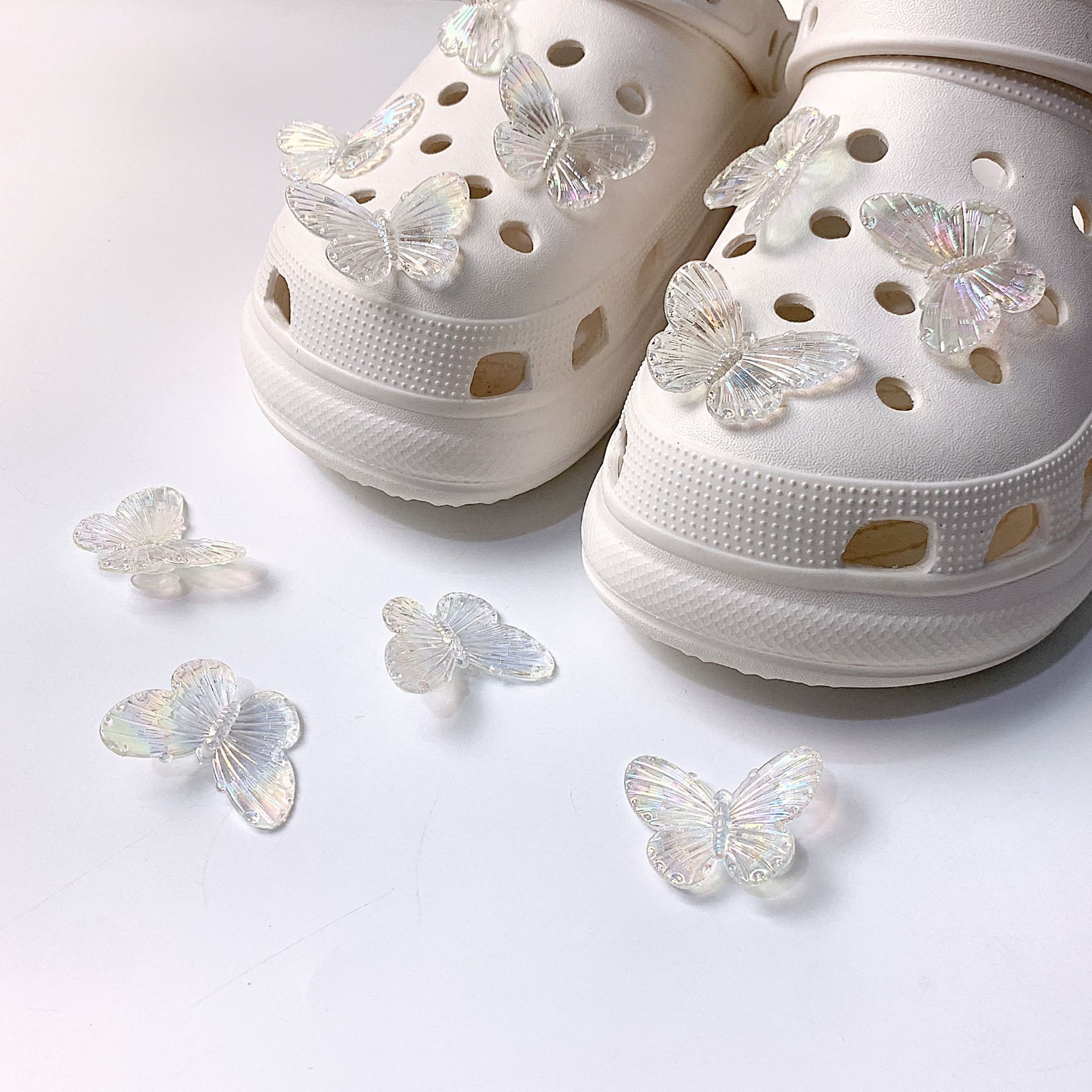 

New hole shoes decoration DIY fashion transparent butterfly shoe buckle removable shoe flower shoe buckle accessories decoration