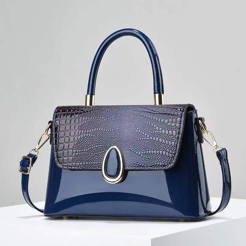 

Старшая каплевидная сумка-замок женская новая квадратная лакированная кожаная сумка-цепочка на одно плечо сумка через плечо для женщин .