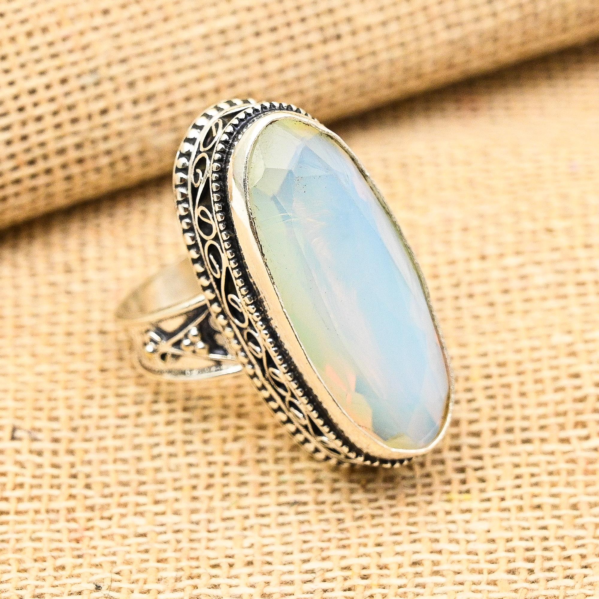 

Женское ювелирное кольцо ручной работы из стерлингового серебра 925 пробы с молочным опалом и драгоценным камнем 12 белый