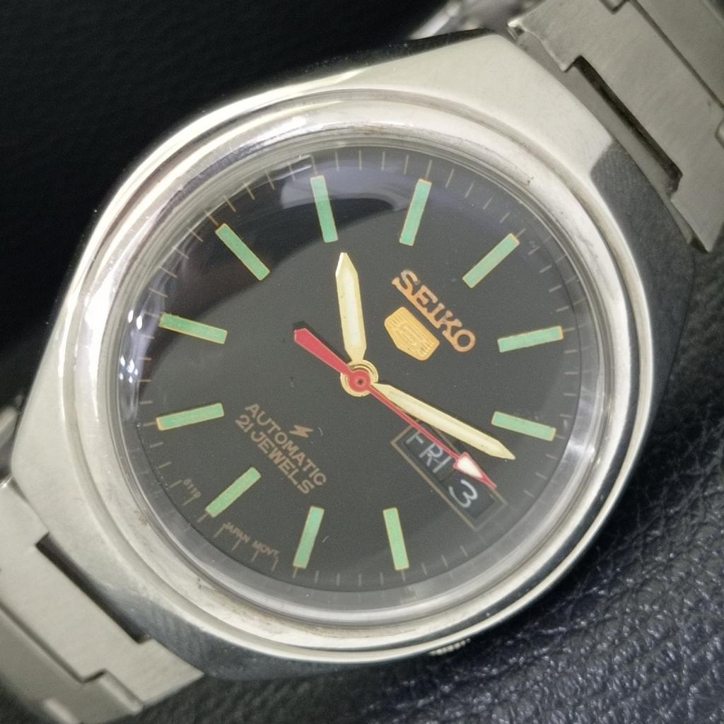 

GENUINE VINTAGE SEIKO 5 AUTOMATIC 7019A JAPAN MENS BLACK DIAL WATCH a701910-5 R207-a701910