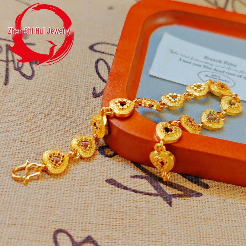 Vietnamese Gold Filigree Heart Bracelet for Women - High-End Fashion Niche Jewelry