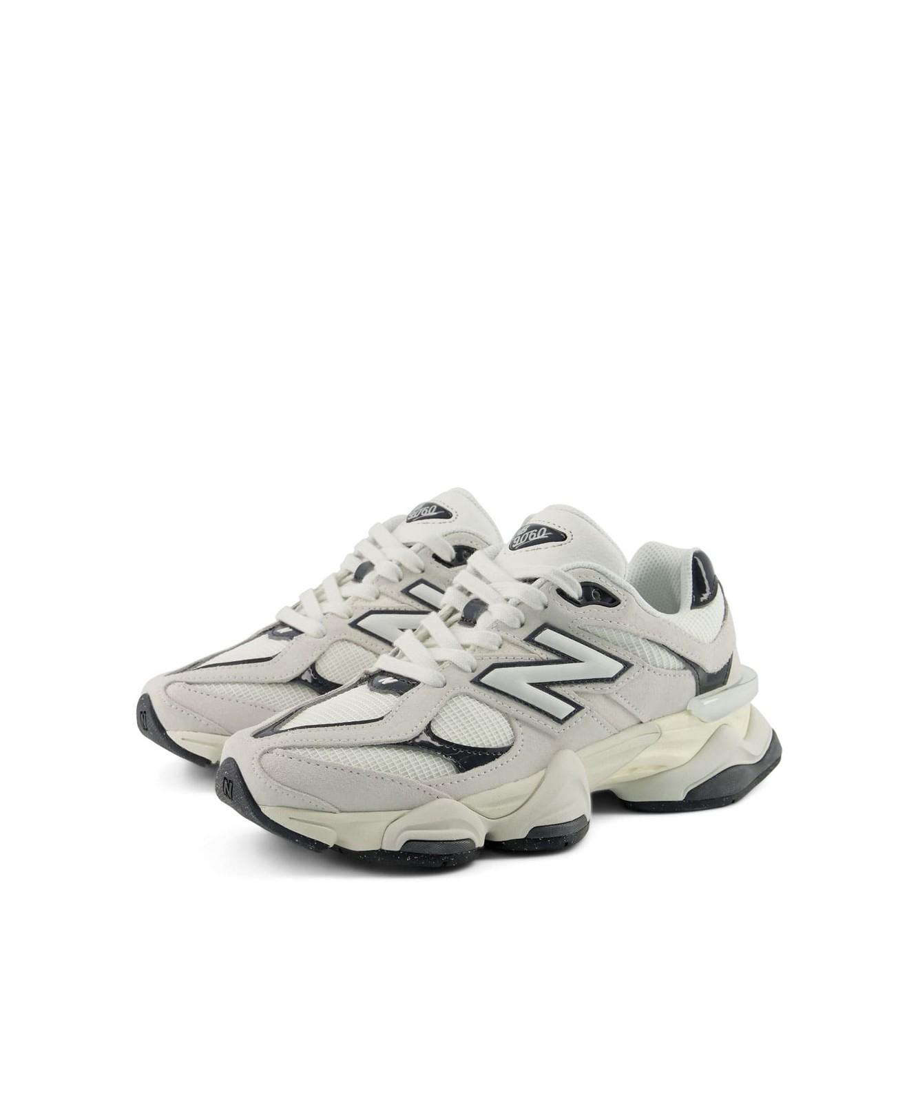 U90602FD New Balance 9060 WhiteBlack (Men s) 4.5