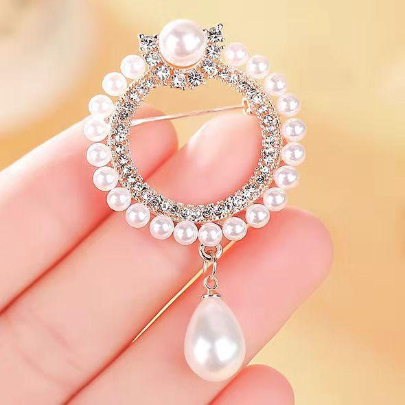 

Silver Tone Double Flower Brooch Pin with Big Beads & Rhinestones, Women s Elegant Chest Decorative Button for Jacket Coat Suit