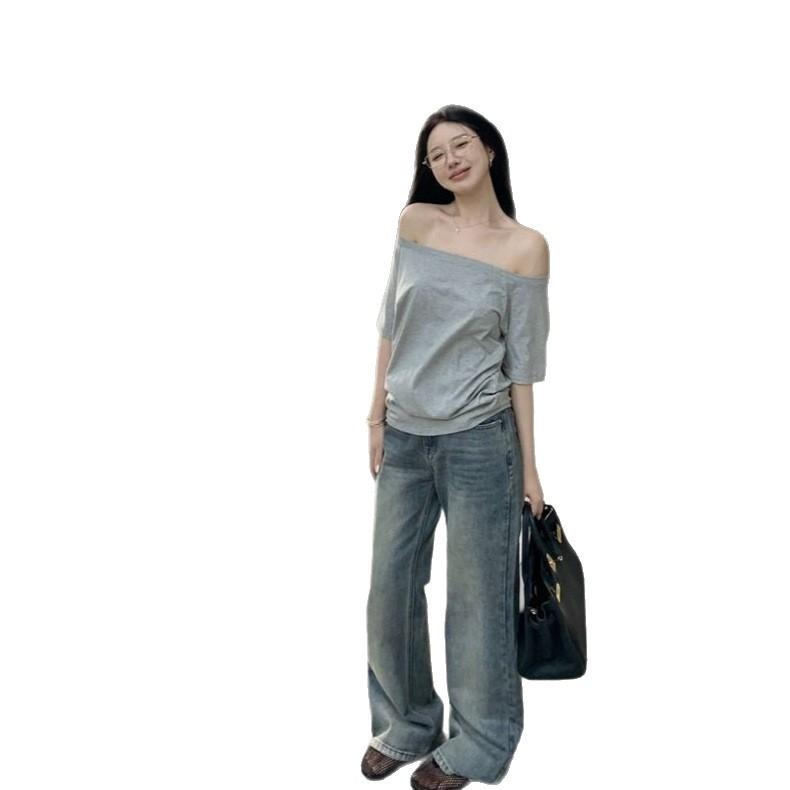 Women's diagonal collar, one word shoulder and two short-sleeved T-shirts, women's spring and summer new versatile bottoming shirt tide