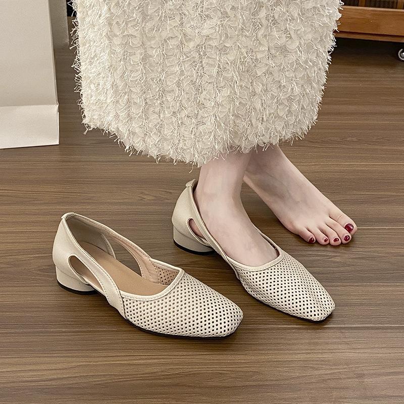 

Супермягкие французские прохладные туфли-лодочки с квадратным носком и перфорацией, женские туфли в стиле ретро с неглубоким вырезом и перфорацией, дышащие туфли Мэри Джейн, сумка-голова 40