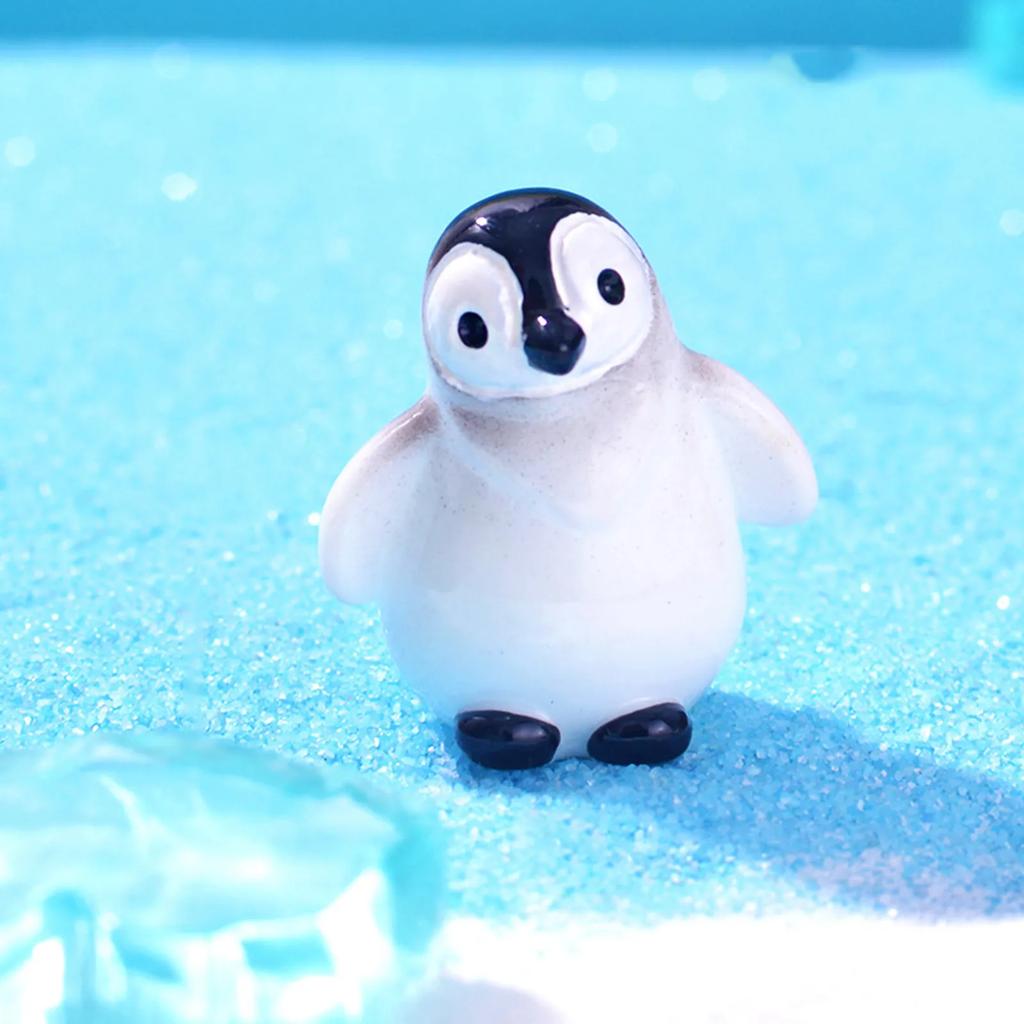 Mini Realisitic Animals Figurines Resin Polar Bear Penguin Seal Iceberg Figures Miniature Cake Toppers For DIY And Statues
