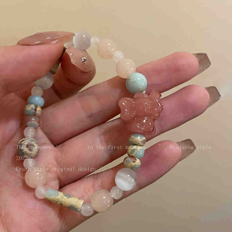 

Глазурованный браслет из эластичного шнура с опалом, бамбуковым камнем и слоненком, нишевый дизайн, летний, милый, модный, универсальное украшение для женщин