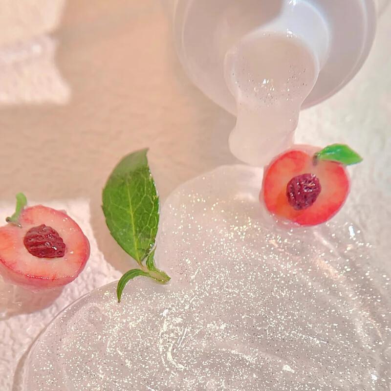 Crest Dual-Color Whitening Fluoride Toothpaste