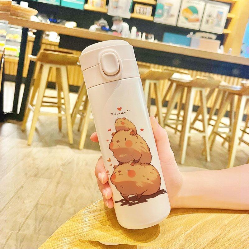 Roztomilá kapybara Izolovaná láhev na vodu 304 Nerezová ocel 420ML Nepropustná Dětský sportovní pohár Kreslený cestovní hrnek Pro studenty Dárek