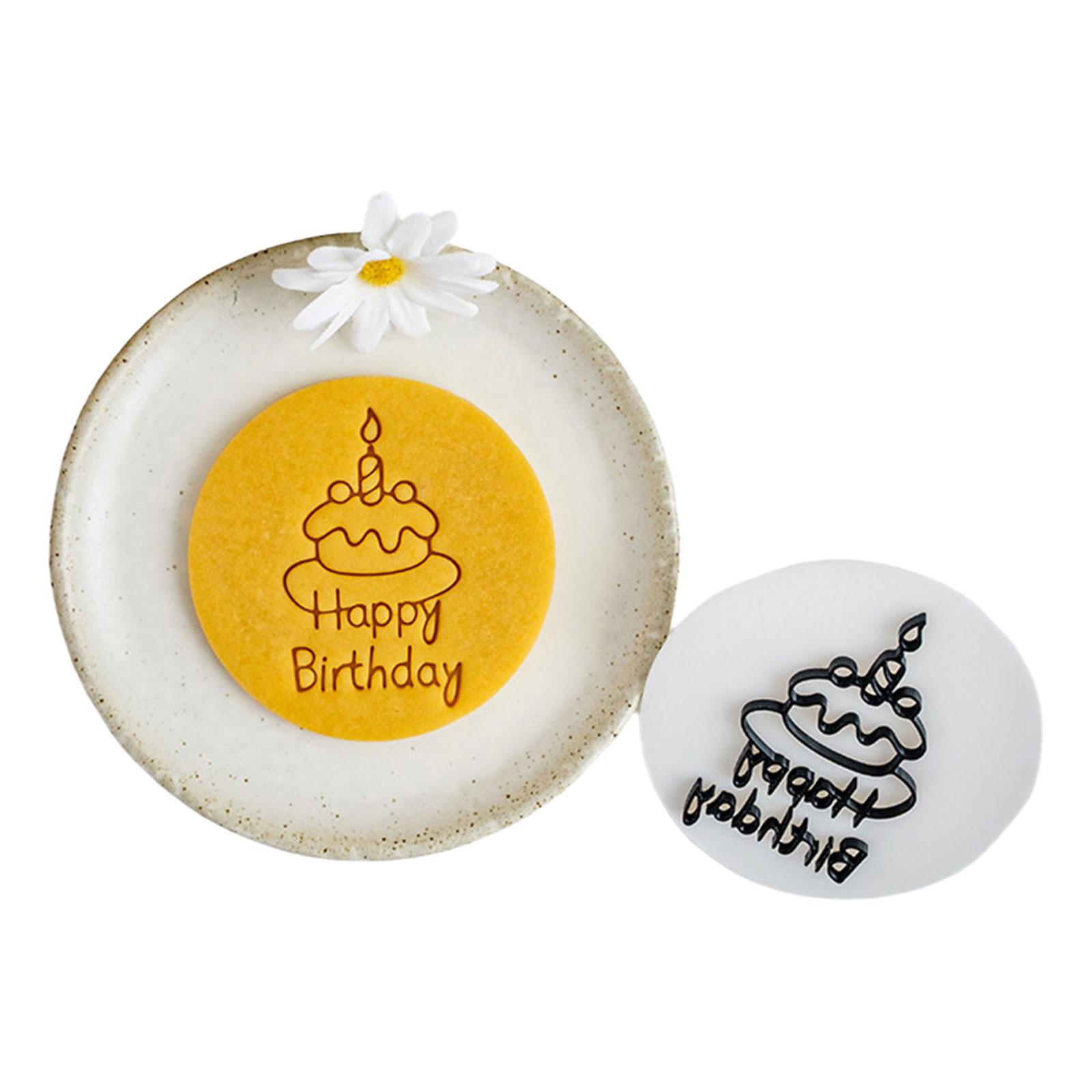 

Создайте печенье на день рождения для дня рождения с пластиковыми формами. Празднование дня рождения. Пластиковый резак для мастики. Пластиковая текстура для дня рождения. O