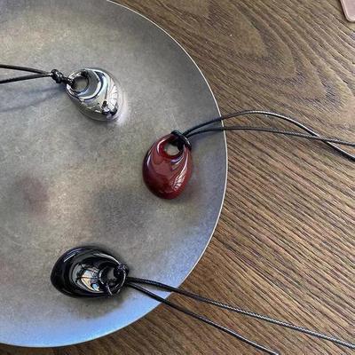 Colgante de plata estilo blogger coreano con cuerda negra: cadena larga para suéter de tres colores, diseño de nicho