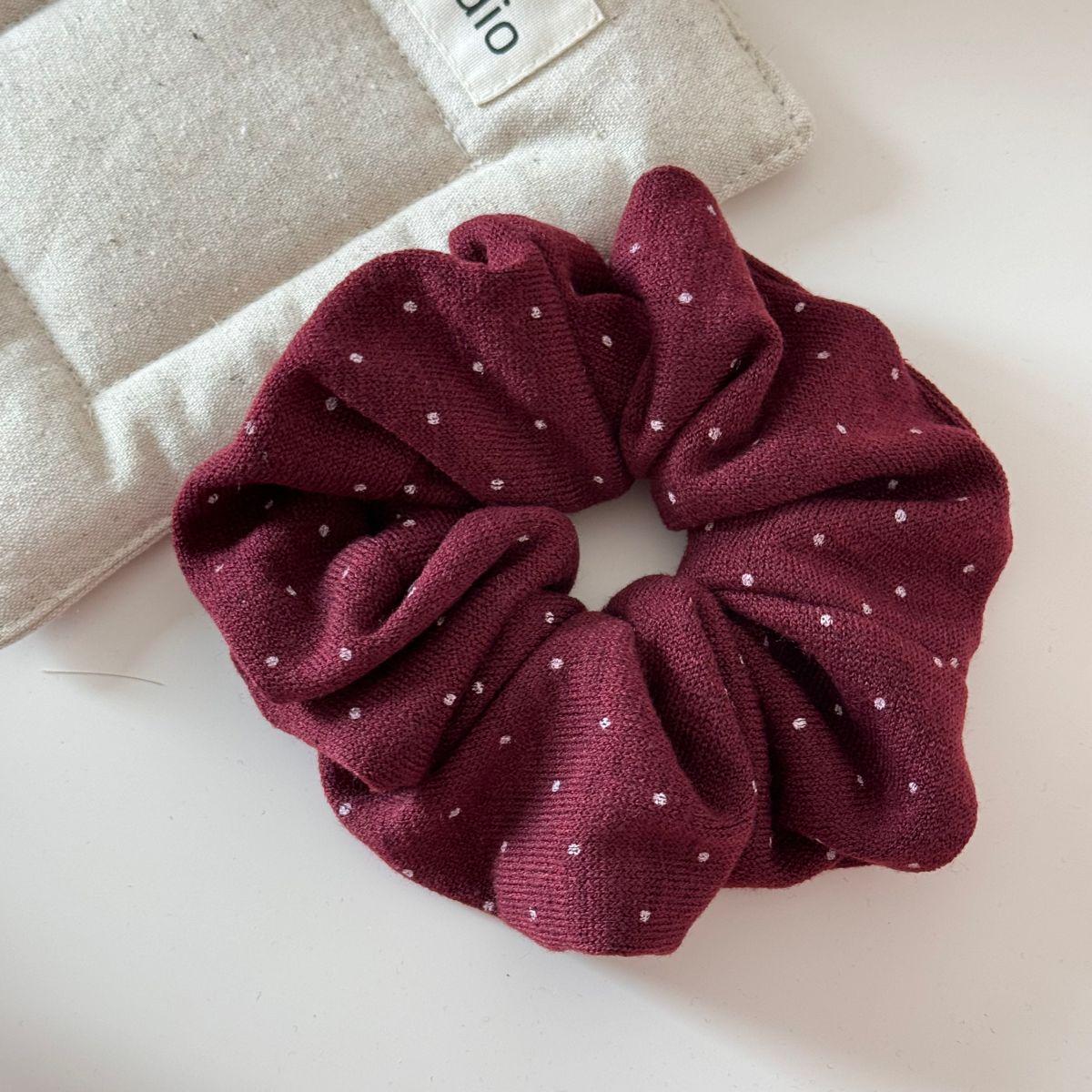 

Korean Polka Dot Hair Tie for Girls, High-End Large Intestine Style, High Elasticity & Appearance, Leather Sleeve Hair Accessory.