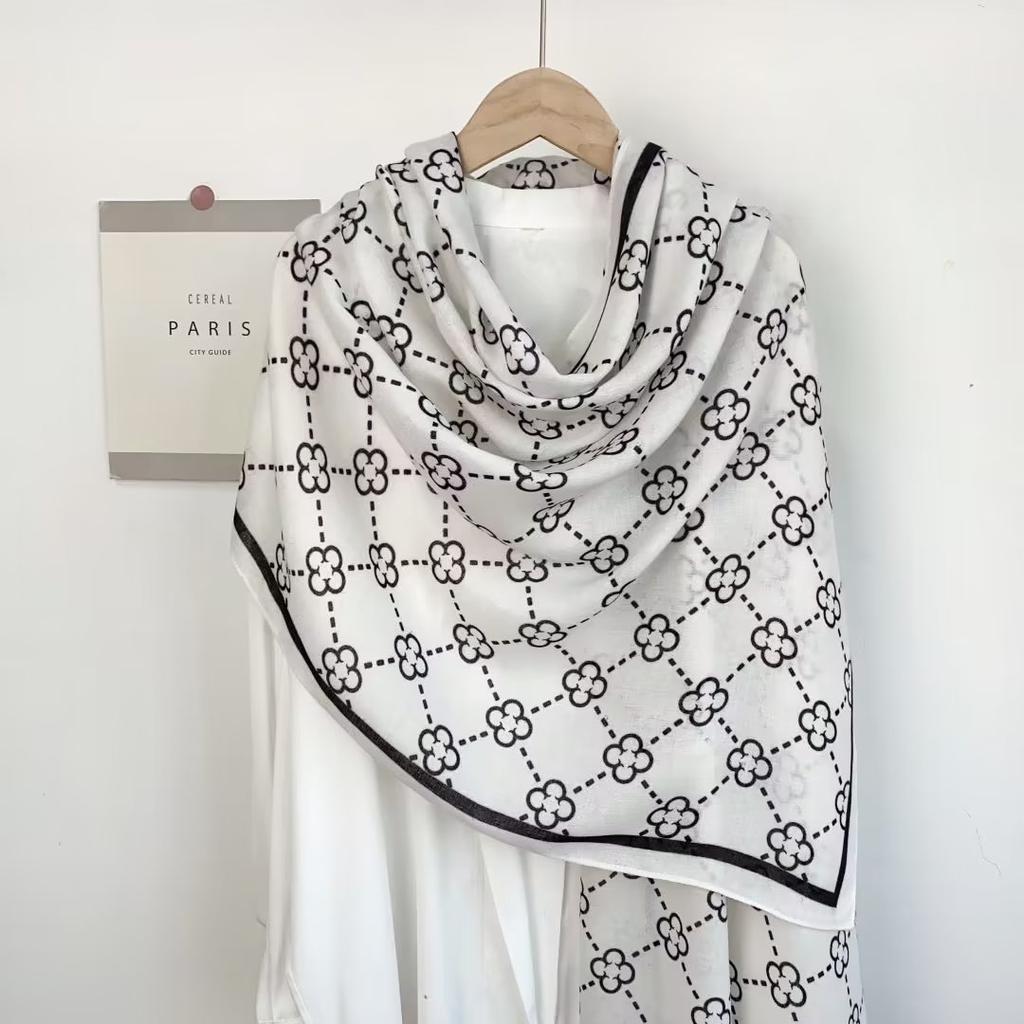 Geometric Chic Satin Scarf - Large, Luxurious Color Block Design - Imitated Silk, Windproof, Versatile Head Wrap & Beach Accessory for Travel Styling