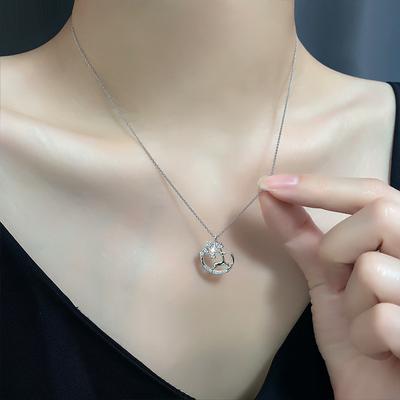 A Deer Has Your Collarbone Chain Design Flash Diamond Elk Sika Deer Necklace Pendant Christmas Gift