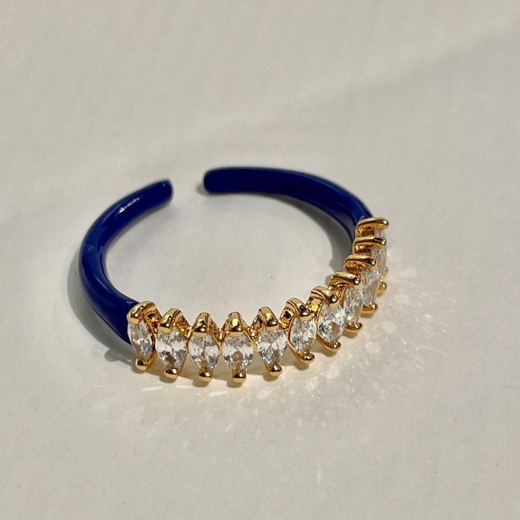 925 Crafted Beautifully Silver Ring With Unique Interlaced Geometric Design