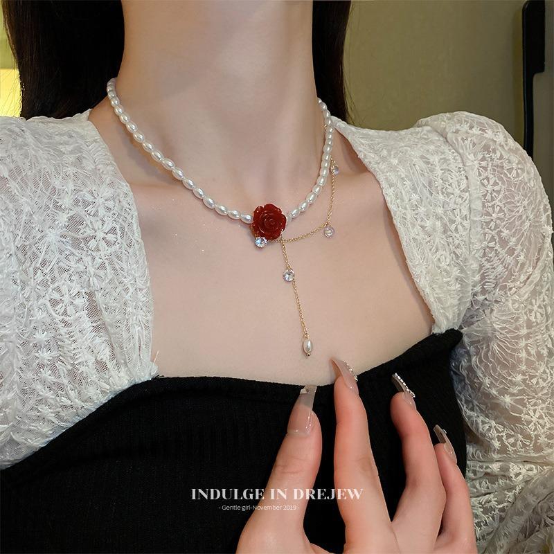 Rose Zircon Pearl Necklace Women's Collarbone Chain Retro Niche Design High-end Neck Chain Temperament Accessories