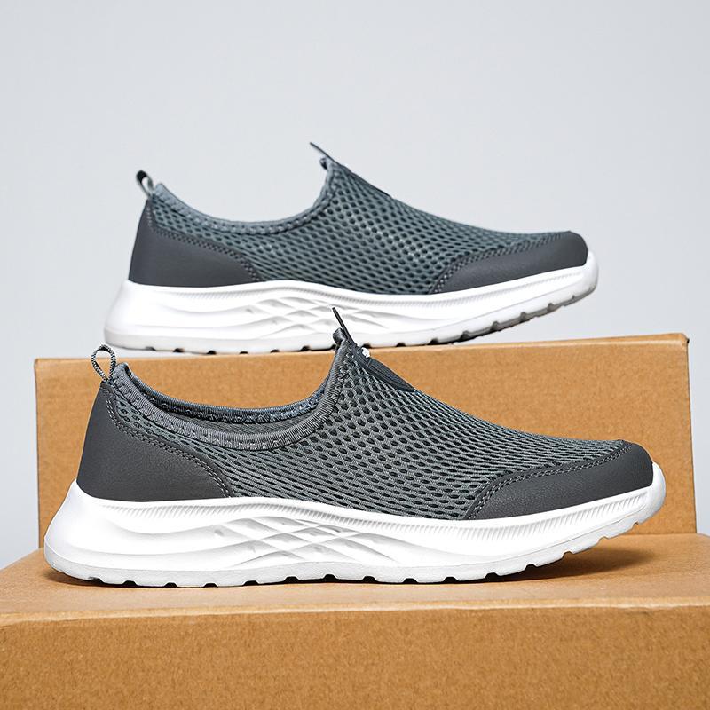 2025 new summer breathable mesh casual sports shoes one-pedal mesh shoes thin large size men's shoes lightweight